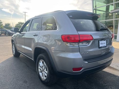 Used 2018 Jeep Grand Cherokee Laredo AWD/4WD image 4