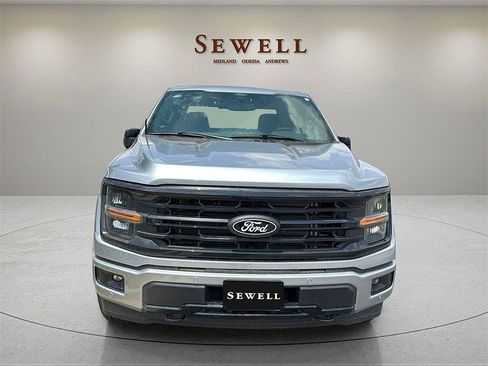 New 2025 Ford F150 XLT w/ Equipment Group 302A MID image 8