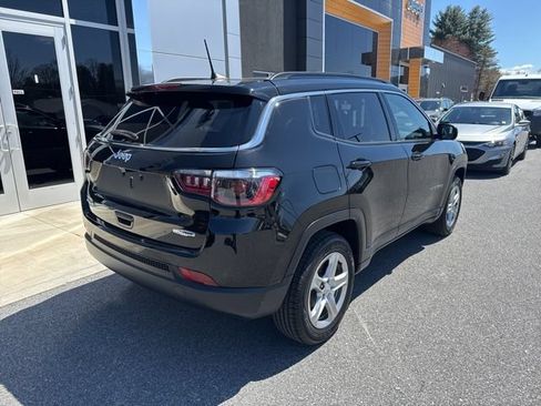 Certified 2023 Jeep Compass Latitude AWD/4WD image 7