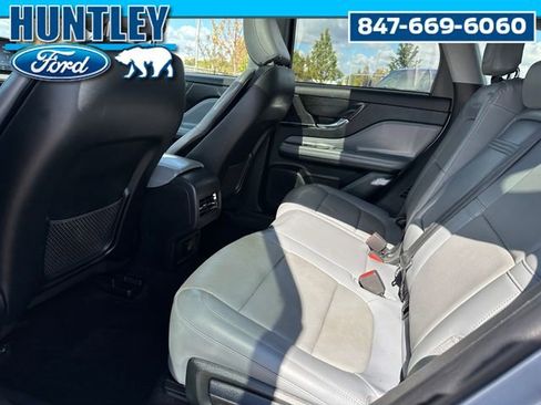 Used 2022 Lincoln Corsair Grand Touring image 17