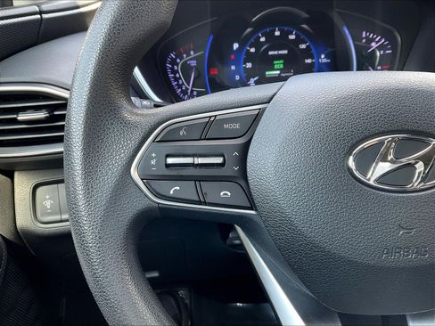 Used 2019 Hyundai Santa Fe SEL FWD image 11