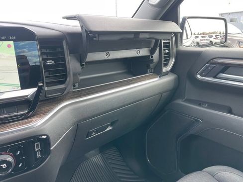 Used 2025 Chevrolet Silverado 1500 LT AWD/4WD image 50