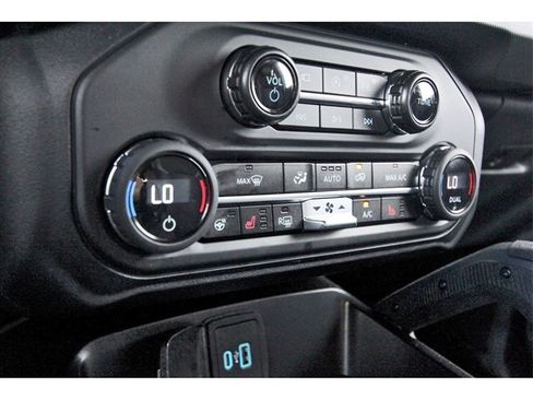 Used 2024 Ford Bronco Raptor image 25