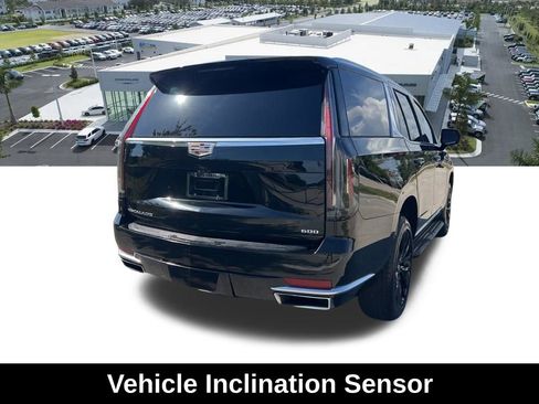 Used 2022 Cadillac Escalade Premium Luxury RWD image 21