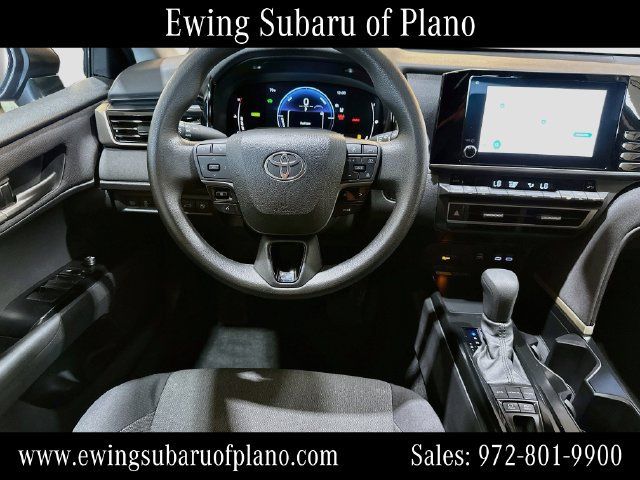 Used 2025 Toyota Camry LE FWD image 21