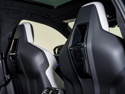 Used 2025 BMW M5 Touring w/ M Driver's Package image 18