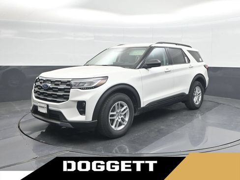 New 2026 Ford Explorer Active w/ Active Comfort Package RWD image 1