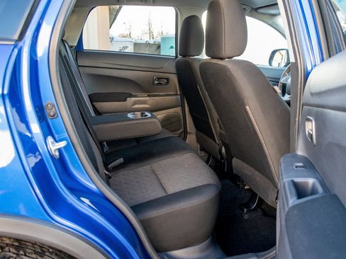 Used 2021 Mitsubishi Outlander Sport ES image 27