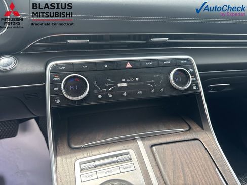 Used 2023 Genesis GV80 3.5T w/ Prestige Package AWD/4WD image 33