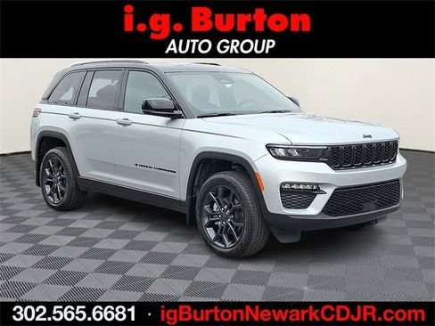 New 2025 Jeep Grand Cherokee Limited image 1