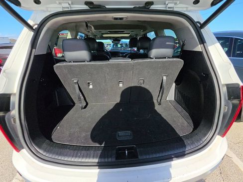 Used 2025 Kia Telluride S AWD/4WD image 8