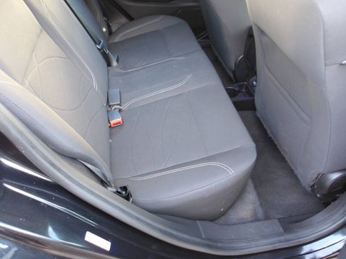 Used 2014 Ford Fiesta SE w/ Comfort Package FWD image 21