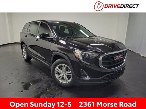 Used 2021 GMC Terrain SLE FWD image 1