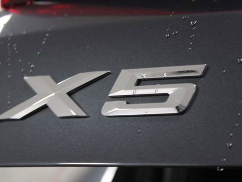 Used 2019 BMW X5 xDrive40i w/ Convenience Package AWD/4WD image 14