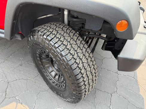 Used 2016 Jeep Wrangler Unlimited Sport image 25