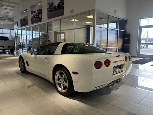 Used 1999 Chevrolet Corvette Coupe w/ Memory Pkg image 5
