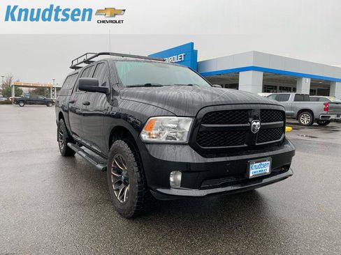 Used 2018 RAM 1500 Express image 1