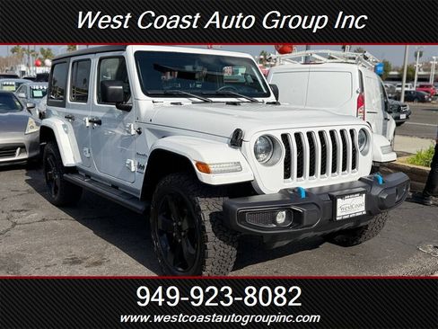 Used 2023 Jeep Wrangler Unlimited Sahara image 2