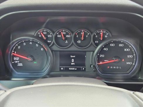 Used 2021 Chevrolet Silverado 1500 Custom image 10