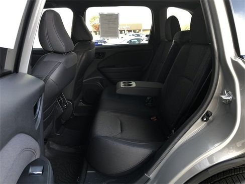 Used 2025 Subaru Forester Premium image 35
