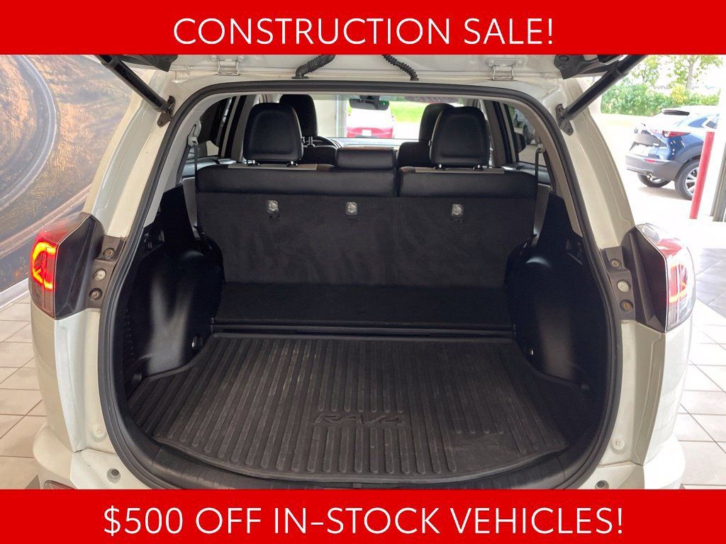 Used 2018 Toyota RAV4 Limited AWD/4WD image 15