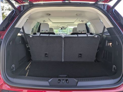 New 2026 Ford Explorer Platinum image 12