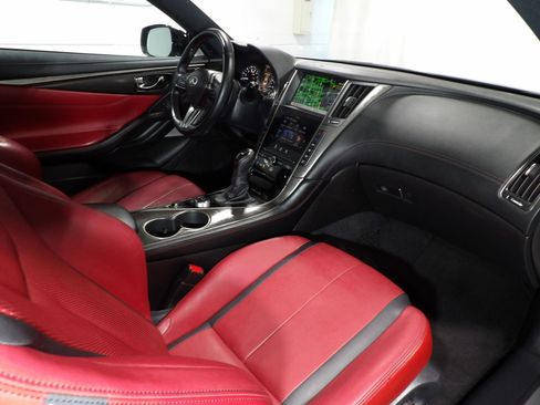Used 2022 INFINITI Q60 Red Sport 400 w/ Proactive Package image 16