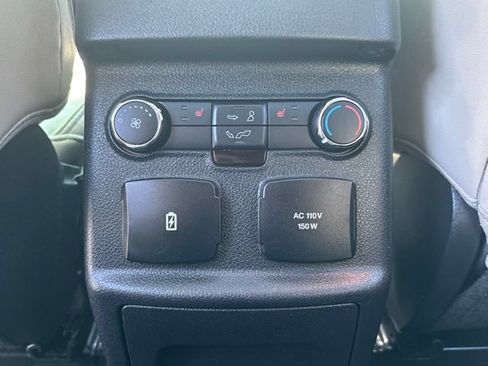 Used 2017 Ford Explorer Platinum AWD/4WD image 24