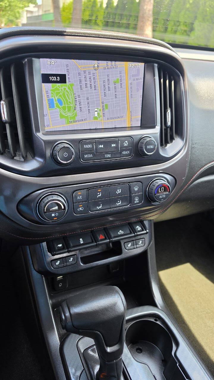Used 2015 GMC Canyon SLE w/ All-Terrain Package AWD/4WD image 14