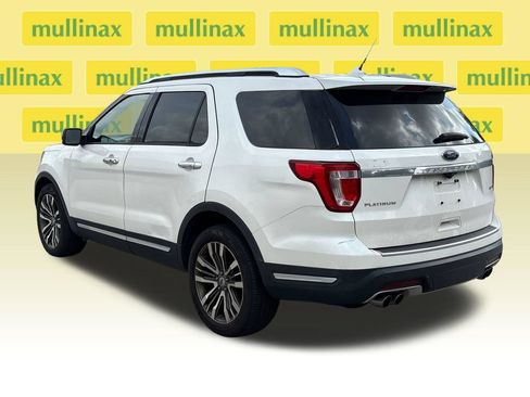 Used 2018 Ford Explorer Platinum AWD/4WD image 12