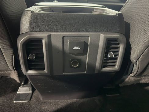 Used 2016 Ford F150 XLT w/ Equipment Group 302A Luxury AWD/4WD image 38