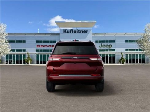 New 2026 Jeep Grand Cherokee Limited AWD/4WD image 7