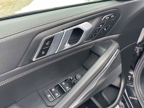 Used 2020 BMW X6 xDrive40i w/ M Sport Package image 24