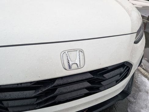 Used 2023 Honda HR-V Sport image 14