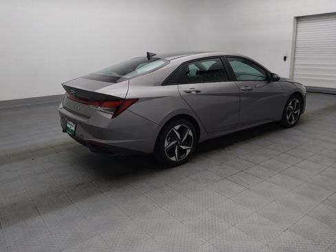 Used 2023 Hyundai Elantra SEL w/ Convenience Package FWD image 10