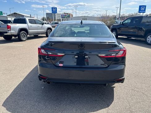 Used 2025 Toyota Camry SE w/ Convenience Package AWD/4WD image 6