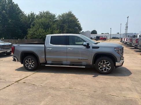 New 2026 GMC Sierra 1500 SLT w/ SLT Premium Plus Package AWD/4WD image 7