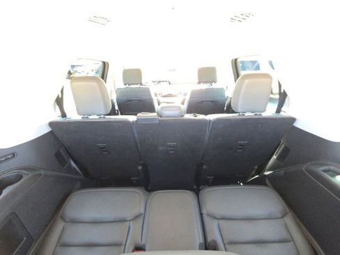 Used 2025 Ford Expedition Active AWD/4WD image 16