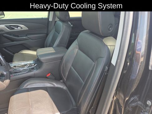 Used 2020 Chevrolet Traverse RS w/ LPO, Floor Liner Package AWD/4WD image 16