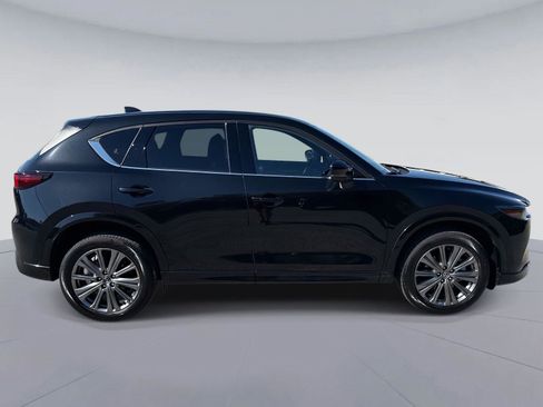 Certified 2025 MAZDA CX-5 Signature image 2