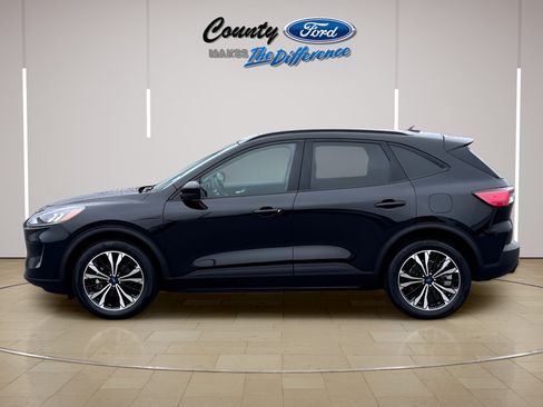 Used 2022 Ford Escape SEL w/ SEL Stealth AWD Package image 3