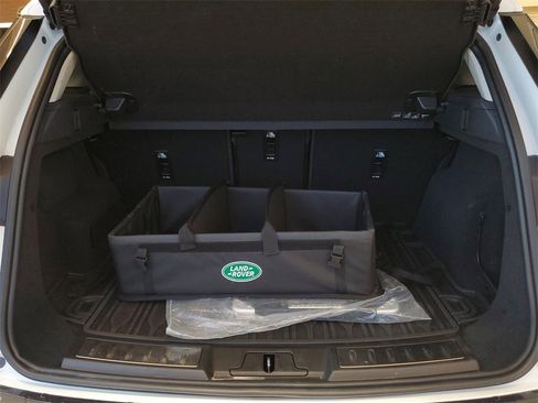 Used 2023 Land Rover Range Rover Evoque R-Dynamic S image 24