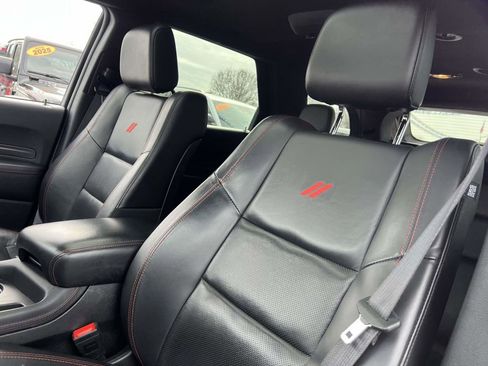 Used 2024 Dodge Durango GT image 11