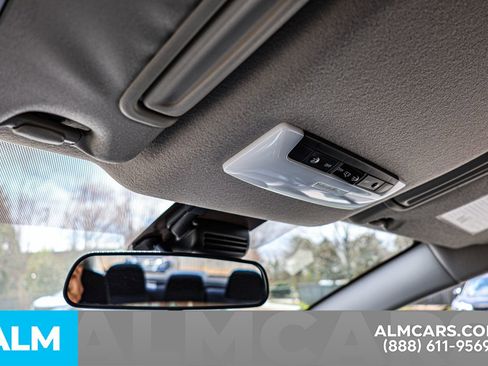 Used 2025 Nissan Versa SV w/ Trunk Package image 44