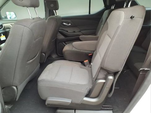 Used 2023 Chevrolet Traverse LT w/ LPO, Floor Liner Package AWD/4WD image 13