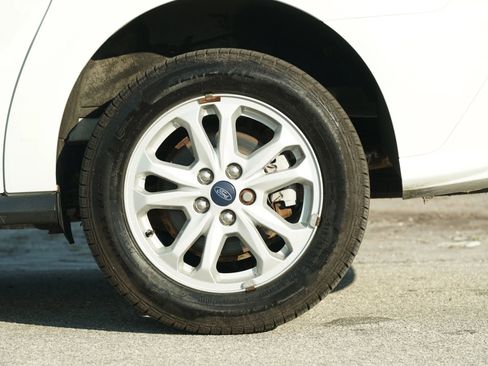 Used 2021 Ford Transit Connect XLT FWD image 29