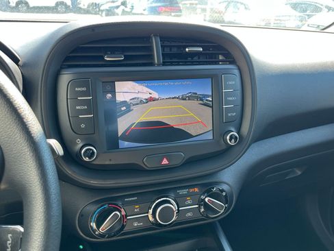 Used 2025 Kia Soul LX w/ LX Technology Package image 20