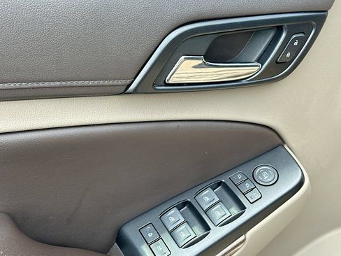 Used 2018 Chevrolet Tahoe LT AWD/4WD image 21