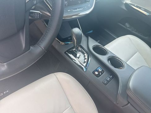 Used 2018 Toyota Avalon XLE Premium FWD image 19