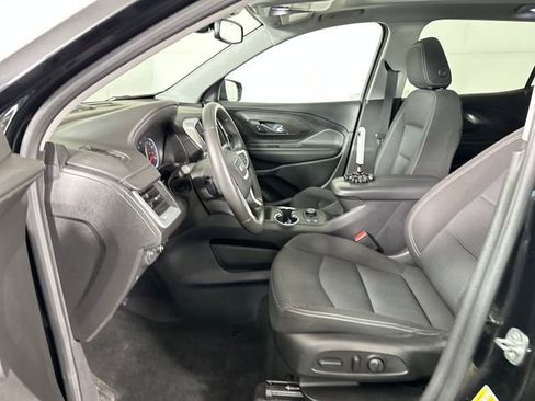 Used 2023 GMC Terrain SLE w/ Driver Convenience Package image 11